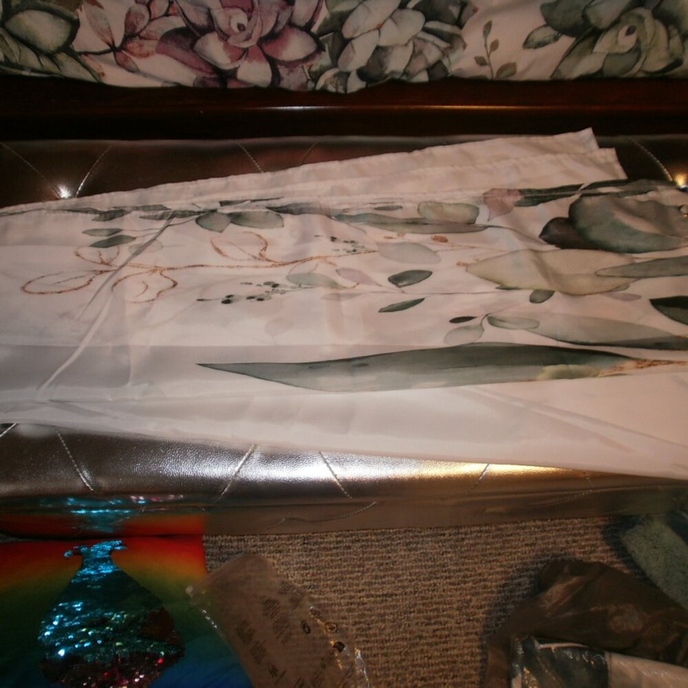Shower stall curtain Eucalyptus print on white 70" long X 34" wide -NEW